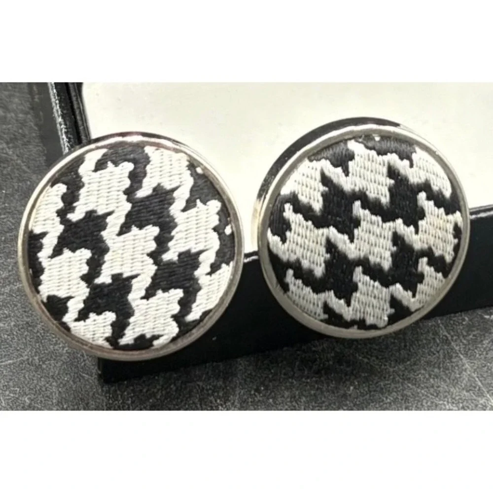 Vtg Cufflinks Mens Houndstooth Round Silver Tone Black White Patterned Studs